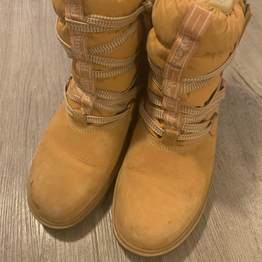Timberland Women’s 650 Classic Wheat Brown / Winter Boot Leather Nubuck Size 8M
